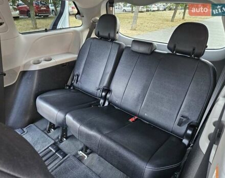 Белый Тойота Сиенна, объемом двигателя 3.5 л и пробегом 140 тыс. км за 18999 $, фото 41 на Automoto.ua