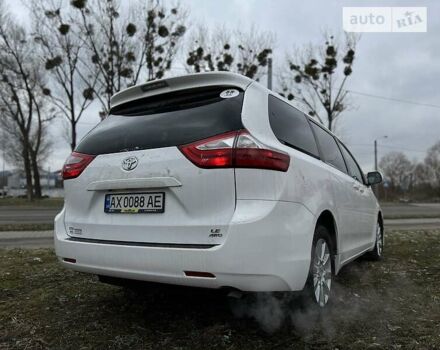 Белый Тойота Сиенна, объемом двигателя 3.5 л и пробегом 55 тыс. км за 26800 $, фото 22 на Automoto.ua