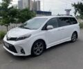 Белый Тойота Сиенна, объемом двигателя 3.46 л и пробегом 65 тыс. км за 25900 $, фото 1 на Automoto.ua