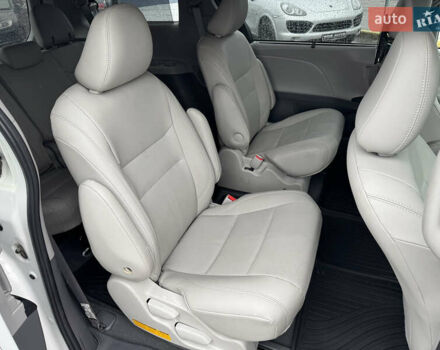 Білий Тойота Сієнна, об'ємом двигуна 3.46 л та пробігом 124 тис. км за 24990 $, фото 32 на Automoto.ua