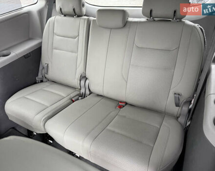 Білий Тойота Сієнна, об'ємом двигуна 3.46 л та пробігом 124 тис. км за 24990 $, фото 28 на Automoto.ua