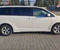 Белый Тойота Сиенна, объемом двигателя 3.46 л и пробегом 60 тыс. км за 28000 $, фото 6 на Automoto.ua