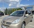 Бежевий Тойота Сієнна, об'ємом двигуна 3.3 л та пробігом 330 тис. км за 7950 $, фото 1 на Automoto.ua