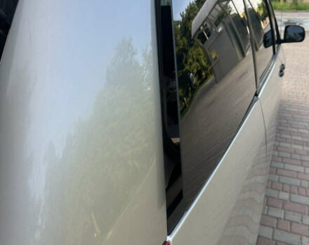 Бежевый Тойота Сиенна, объемом двигателя 3.5 л и пробегом 375 тыс. км за 9800 $, фото 17 на Automoto.ua