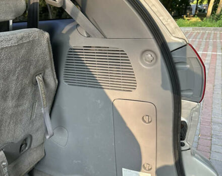 Бежевый Тойота Сиенна, объемом двигателя 3.5 л и пробегом 375 тыс. км за 9800 $, фото 12 на Automoto.ua