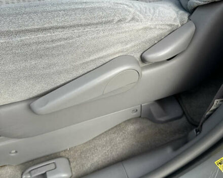 Бежевый Тойота Сиенна, объемом двигателя 3.5 л и пробегом 375 тыс. км за 9800 $, фото 51 на Automoto.ua