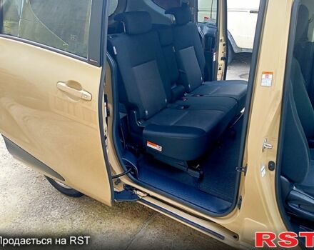 Бежевый Тойота Сиенна, объемом двигателя 1.5 л и пробегом 60 тыс. км за 16500 $, фото 11 на Automoto.ua