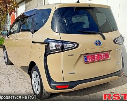 Бежевый Тойота Сиенна, объемом двигателя 1.5 л и пробегом 60 тыс. км за 16500 $, фото 4 на Automoto.ua