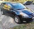 Черный Тойота Сиенна, объемом двигателя 3.5 л и пробегом 210 тыс. км за 8800 $, фото 2 на Automoto.ua