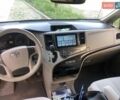 Черный Тойота Сиенна, объемом двигателя 3.5 л и пробегом 300 тыс. км за 16500 $, фото 1 на Automoto.ua