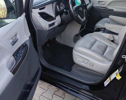 Чорний Тойота Сієнна, об'ємом двигуна 3.5 л та пробігом 170 тис. км за 17900 $, фото 34 на Automoto.ua