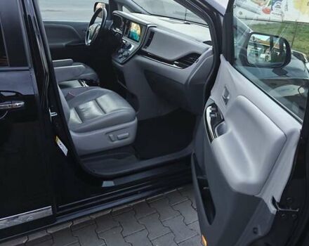 Чорний Тойота Сієнна, об'ємом двигуна 3.5 л та пробігом 170 тис. км за 17900 $, фото 26 на Automoto.ua