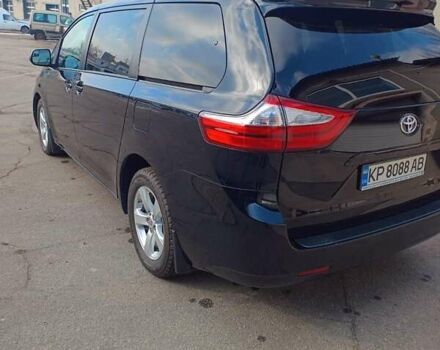 Чорний Тойота Сієнна, об'ємом двигуна 3.46 л та пробігом 100 тис. км за 23200 $, фото 13 на Automoto.ua