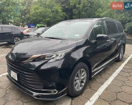 Чорний Тойота Сієнна, об'ємом двигуна 2.49 л та пробігом 150 тис. км за 32000 $, фото 3 на Automoto.ua