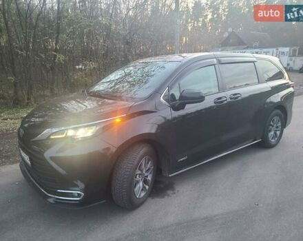 Чорний Тойота Сієнна, об'ємом двигуна 2.49 л та пробігом 165 тис. км за 31000 $, фото 8 на Automoto.ua