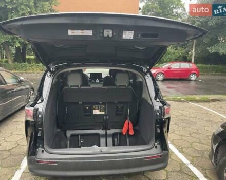 Чорний Тойота Сієнна, об'ємом двигуна 2.49 л та пробігом 150 тис. км за 32000 $, фото 11 на Automoto.ua