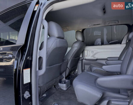 Черный Тойота Сиенна, объемом двигателя 2.49 л и пробегом 55 тыс. км за 43600 $, фото 15 на Automoto.ua