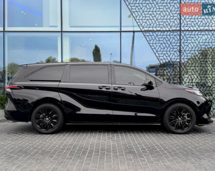 Черный Тойота Сиенна, объемом двигателя 2.49 л и пробегом 55 тыс. км за 43600 $, фото 5 на Automoto.ua