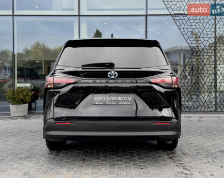 Черный Тойота Сиенна, объемом двигателя 2.49 л и пробегом 55 тыс. км за 43600 $, фото 3 на Automoto.ua