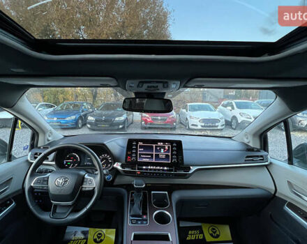 Черный Тойота Сиенна, объемом двигателя 2.49 л и пробегом 30 тыс. км за 47800 $, фото 10 на Automoto.ua