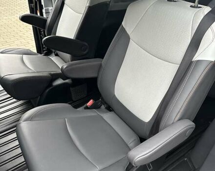 Черный Тойота Сиенна, объемом двигателя 2.5 л и пробегом 121 тыс. км за 37800 $, фото 12 на Automoto.ua