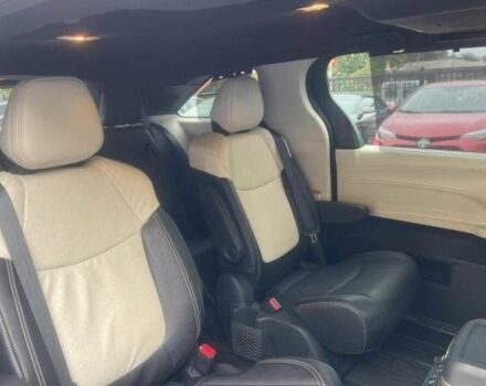 Чорний Тойота Сієнна, об'ємом двигуна 2.5 л та пробігом 5 тис. км за 23000 $, фото 9 на Automoto.ua