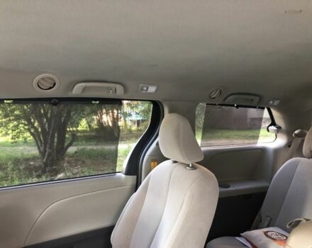 Черный Тойота Сиенна, объемом двигателя 0 л и пробегом 266 тыс. км за 16500 $, фото 2 на Automoto.ua