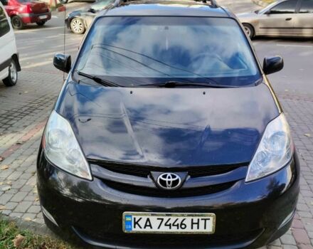Черный Тойота Сиенна, объемом двигателя 3.5 л и пробегом 210 тыс. км за 8800 $, фото 1 на Automoto.ua