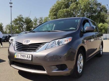 Тойота Сієнна 2011 у Києві на Automoto.ua Чорний Тойота Сієнна, об'ємом двигуна 2.7 л та пробігом 164 тис. км за 13900 $, фото 1 на Automoto.ua