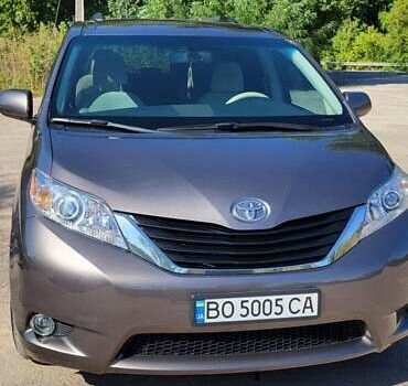 Коричневый Тойота Сиенна, объемом двигателя 3.46 л и пробегом 185 тыс. км за 17200 $, фото 10 на Automoto.ua