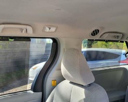 Коричневый Тойота Сиенна, объемом двигателя 3.46 л и пробегом 185 тыс. км за 17200 $, фото 24 на Automoto.ua