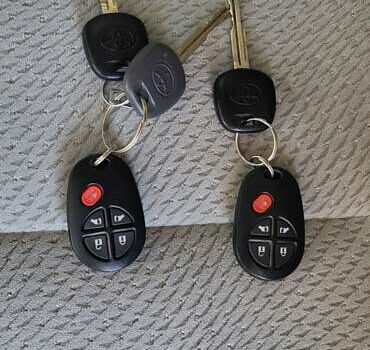 Коричневый Тойота Сиенна, объемом двигателя 3.46 л и пробегом 185 тыс. км за 17200 $, фото 25 на Automoto.ua