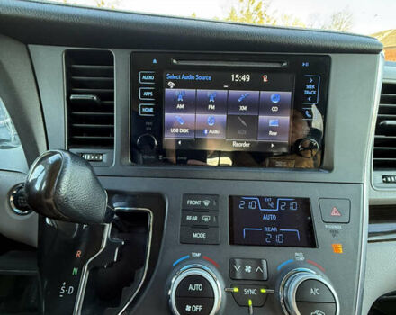 Коричневый Тойота Сиенна, объемом двигателя 3.46 л и пробегом 204 тыс. км за 21000 $, фото 13 на Automoto.ua