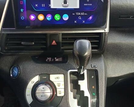 Коричневый Тойота Сиенна, объемом двигателя 1.5 л и пробегом 60 тыс. км за 16500 $, фото 54 на Automoto.ua