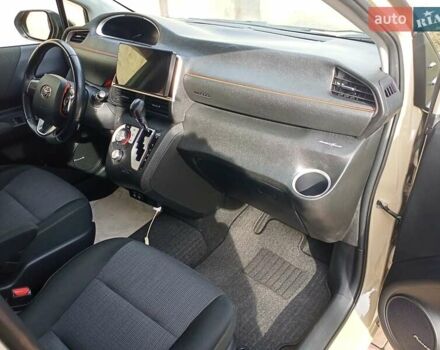 Коричневый Тойота Сиенна, объемом двигателя 1.5 л и пробегом 60 тыс. км за 16500 $, фото 58 на Automoto.ua