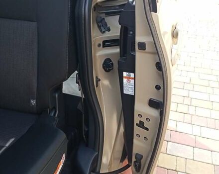 Коричневый Тойота Сиенна, объемом двигателя 1.5 л и пробегом 60 тыс. км за 16500 $, фото 45 на Automoto.ua