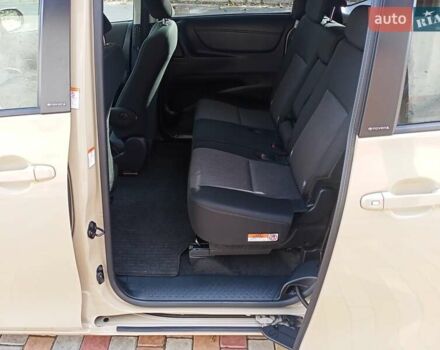 Коричневый Тойота Сиенна, объемом двигателя 1.5 л и пробегом 60 тыс. км за 16500 $, фото 47 на Automoto.ua