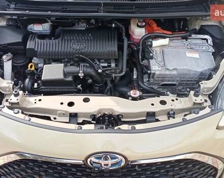 Коричневый Тойота Сиенна, объемом двигателя 1.5 л и пробегом 60 тыс. км за 16500 $, фото 79 на Automoto.ua