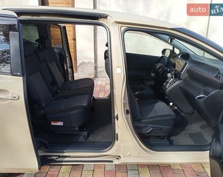 Коричневый Тойота Сиенна, объемом двигателя 1.5 л и пробегом 60 тыс. км за 16500 $, фото 68 на Automoto.ua