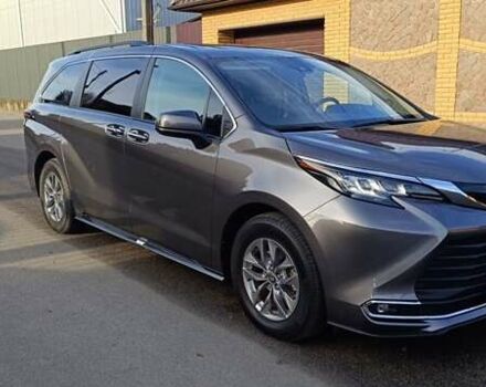 Коричневий Тойота Сієнна, об'ємом двигуна 2.5 л та пробігом 91 тис. км за 39700 $, фото 2 на Automoto.ua