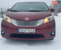 Красный Тойота Сиенна, объемом двигателя 3.5 л и пробегом 222 тыс. км за 16500 $, фото 1 на Automoto.ua