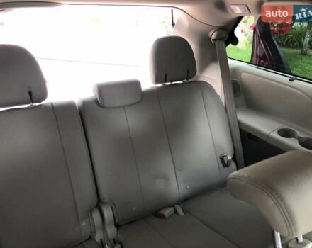 Красный Тойота Сиенна, объемом двигателя 3.5 л и пробегом 90 тыс. км за 24500 $, фото 9 на Automoto.ua