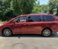 Красный Тойота Сиенна, объемом двигателя 3.5 л и пробегом 42 тыс. км за 15000 $, фото 1 на Automoto.ua