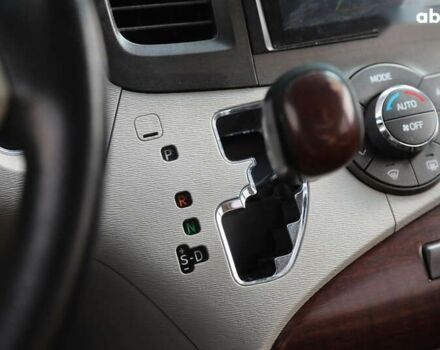 Тойота Сиенна, объемом двигателя 0 л и пробегом 217 тыс. км за 13500 $, фото 19 на Automoto.ua
