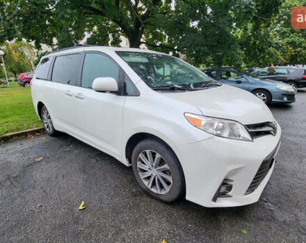 Тойота Сієнна, об'ємом двигуна 3.5 л та пробігом 190 тис. км за 18500 $, фото 3 на Automoto.ua