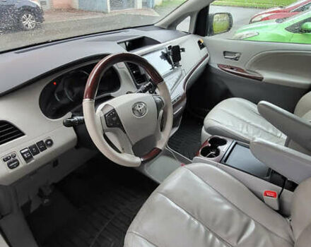 Тойота Сієнна, об'ємом двигуна 3.5 л та пробігом 190 тис. км за 18500 $, фото 8 на Automoto.ua