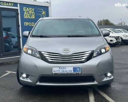 Тойота Сієнна, об'ємом двигуна 0 л та пробігом 280 тис. км за 15490 $, фото 2 на Automoto.ua