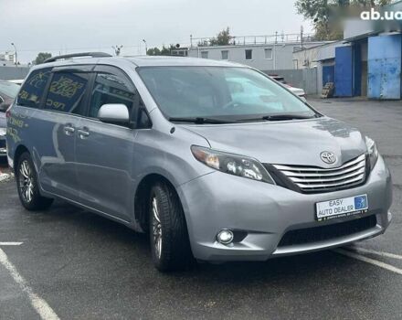 Тойота Сиенна, объемом двигателя 0 л и пробегом 280 тыс. км за 15990 $, фото 4 на Automoto.ua