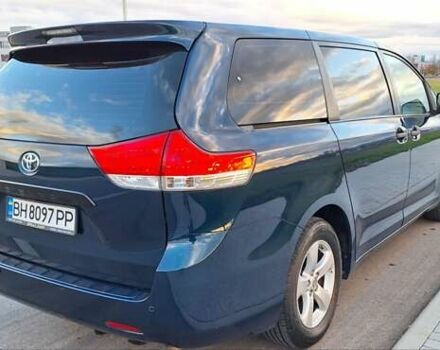 Тойота Сієнна, об'ємом двигуна 2.7 л та пробігом 168 тис. км за 13200 $, фото 8 на Automoto.ua