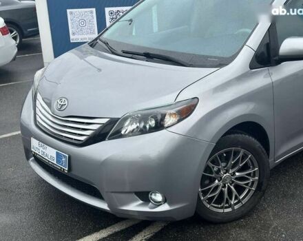 Тойота Сиенна, объемом двигателя 0 л и пробегом 280 тыс. км за 15990 $, фото 10 на Automoto.ua